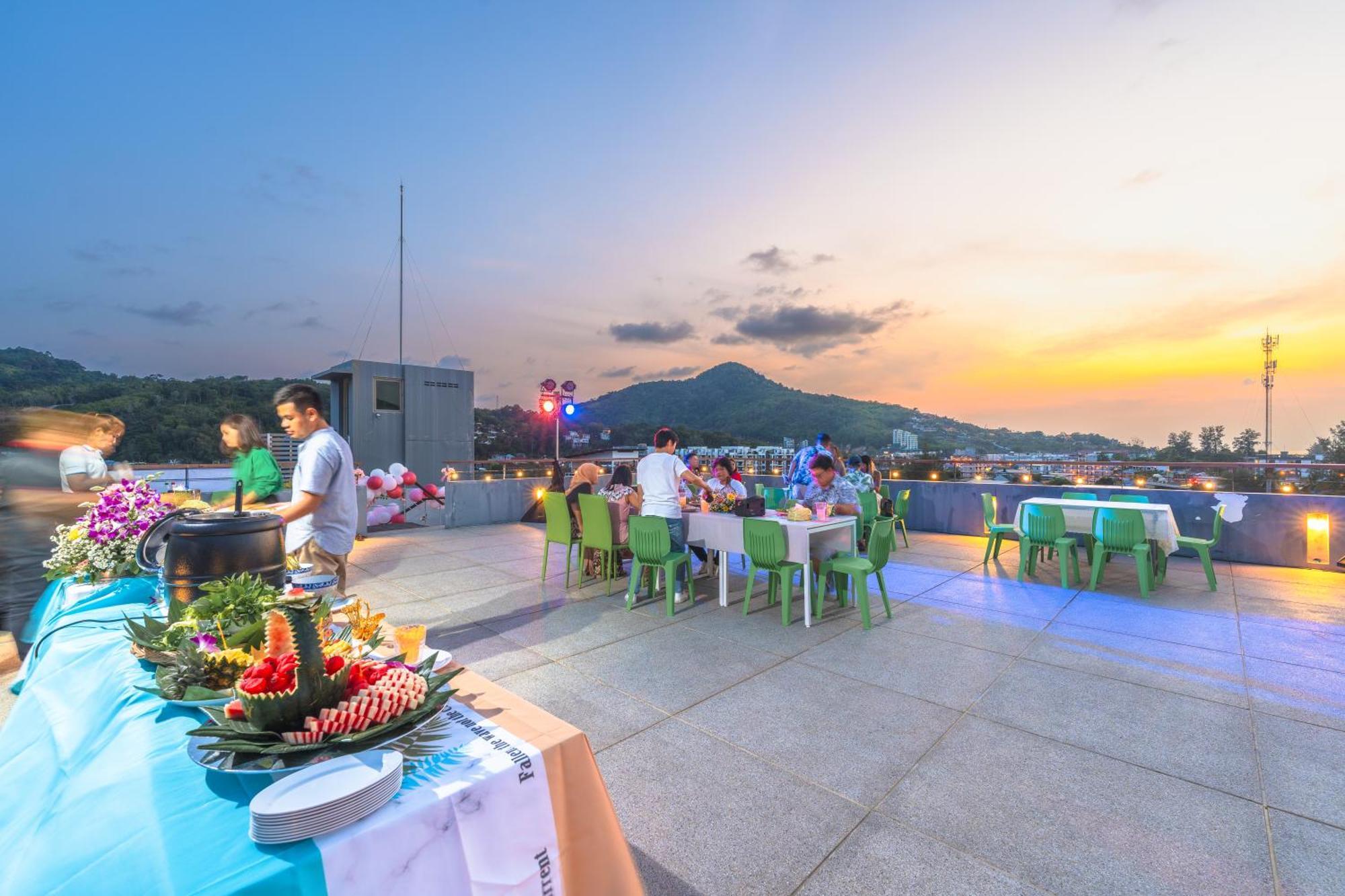 G1 Touch Blue Sky Hotel Bãi biển Kamala Ngoại thất bức ảnh